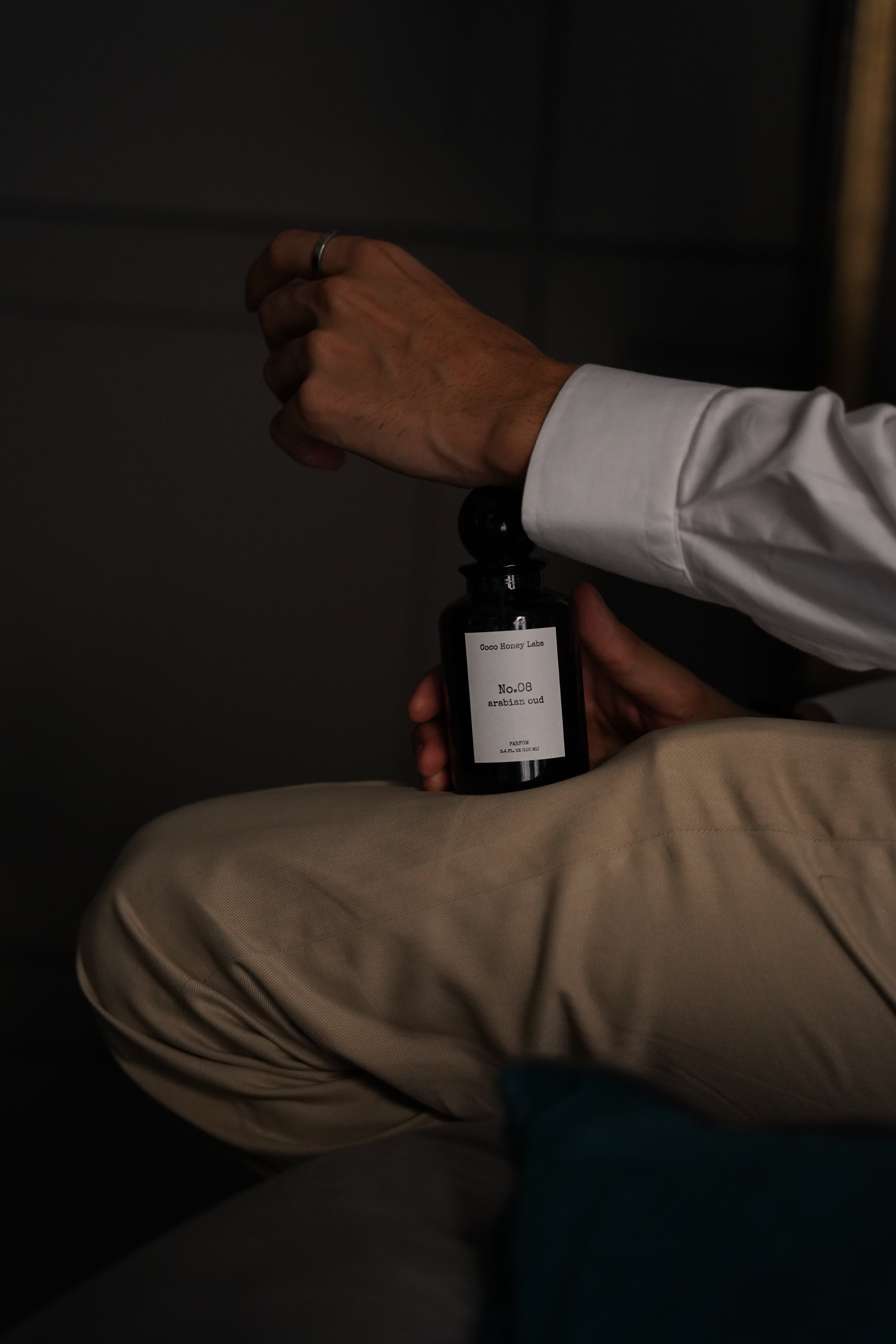 Arabian Oud No.08 (Black)